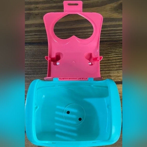 Like New Pink and Blue Zuru Pets Alive, Surprise Carrier Only with Heart - Picture 3 of 6